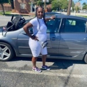 Meet your Posher, Tonia